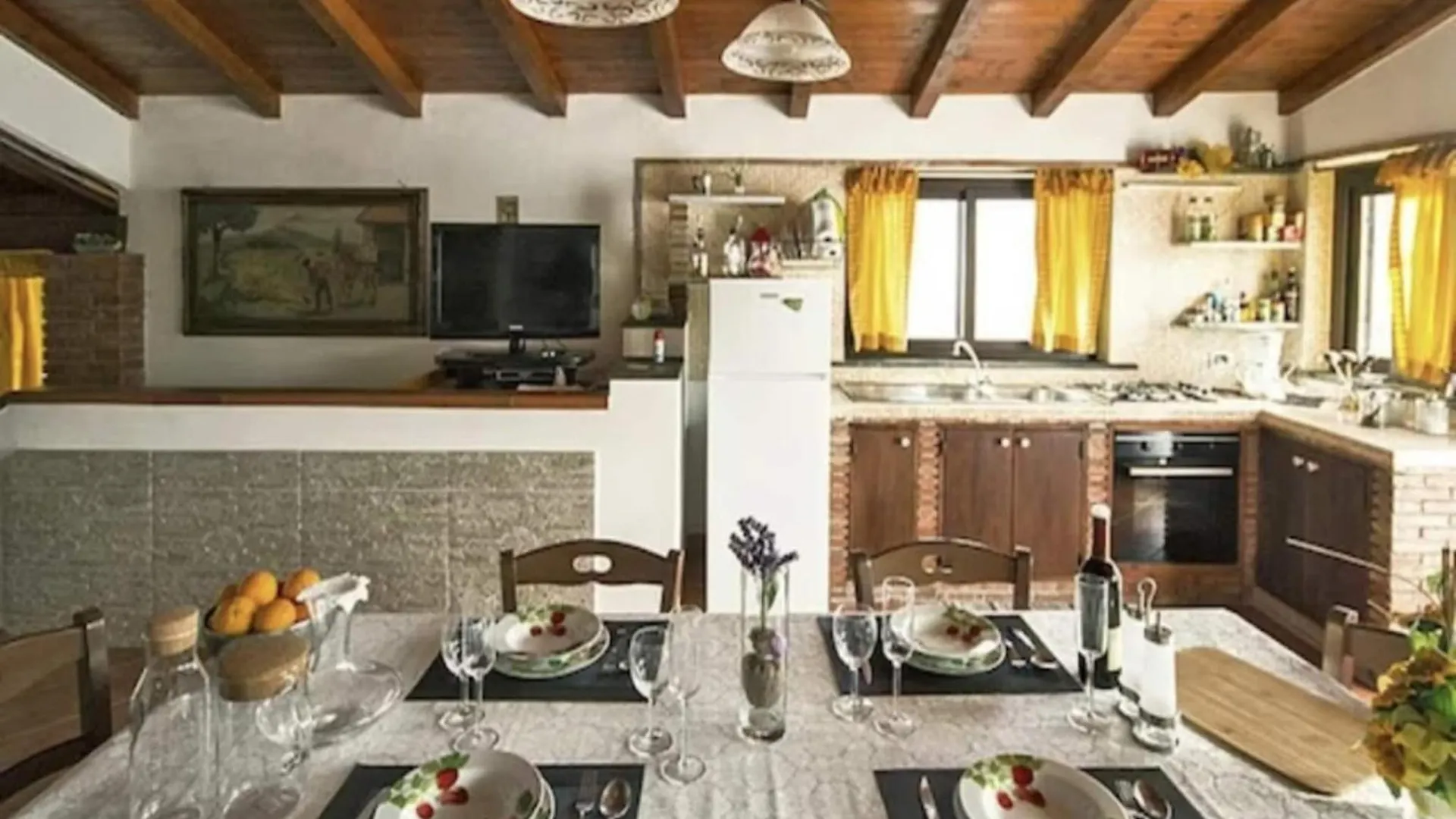 Holiday Home With Pool And Great Views In Франкавилла-ди-Сицилия